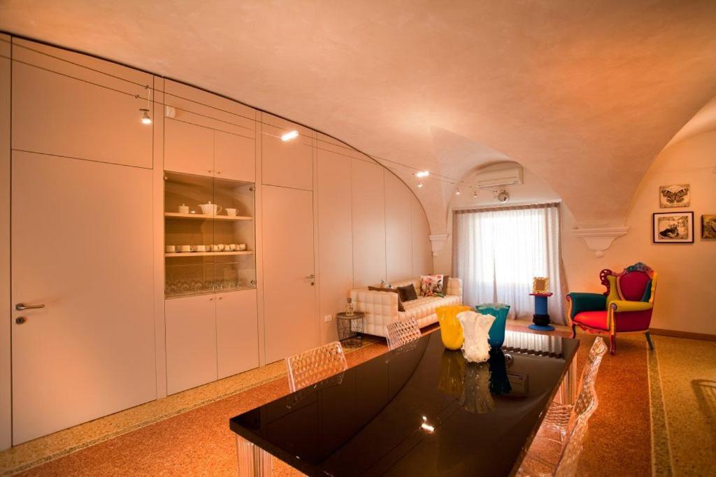 Anfite Luxury Apartment Volto San Luca เวโรนา ภายนอก รูปภาพ