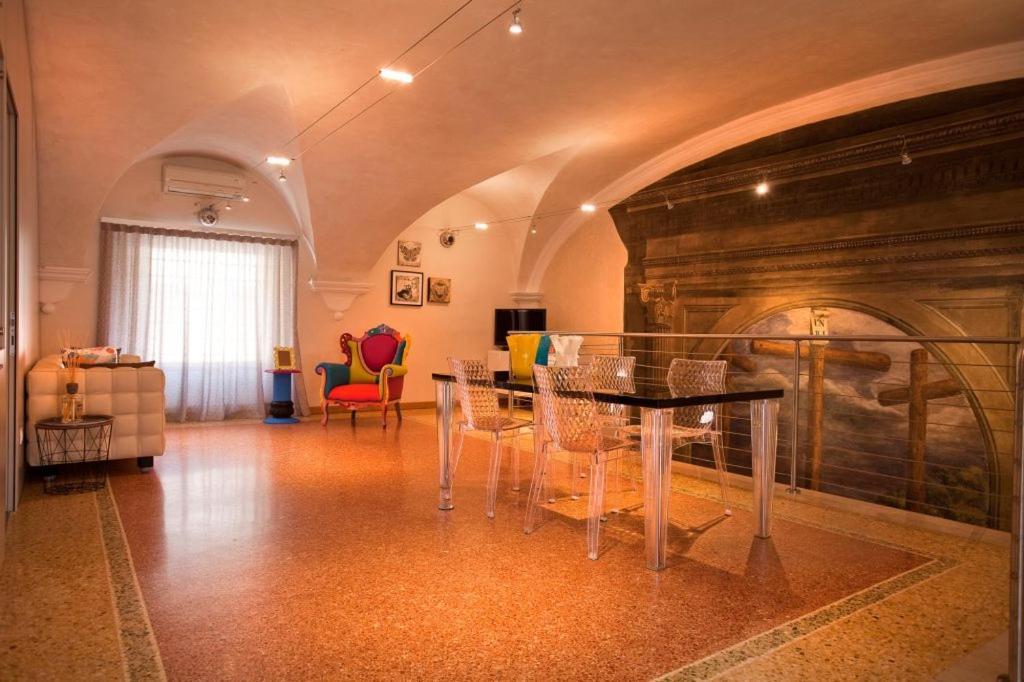 Anfite Luxury Apartment Volto San Luca เวโรนา ภายนอก รูปภาพ