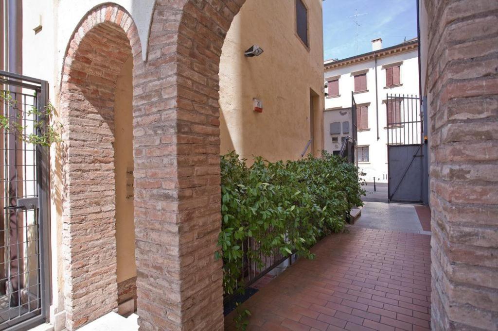Anfite Luxury Apartment Volto San Luca เวโรนา ภายนอก รูปภาพ